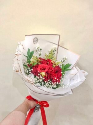 Cardinal Crush Bouquet (Medium)